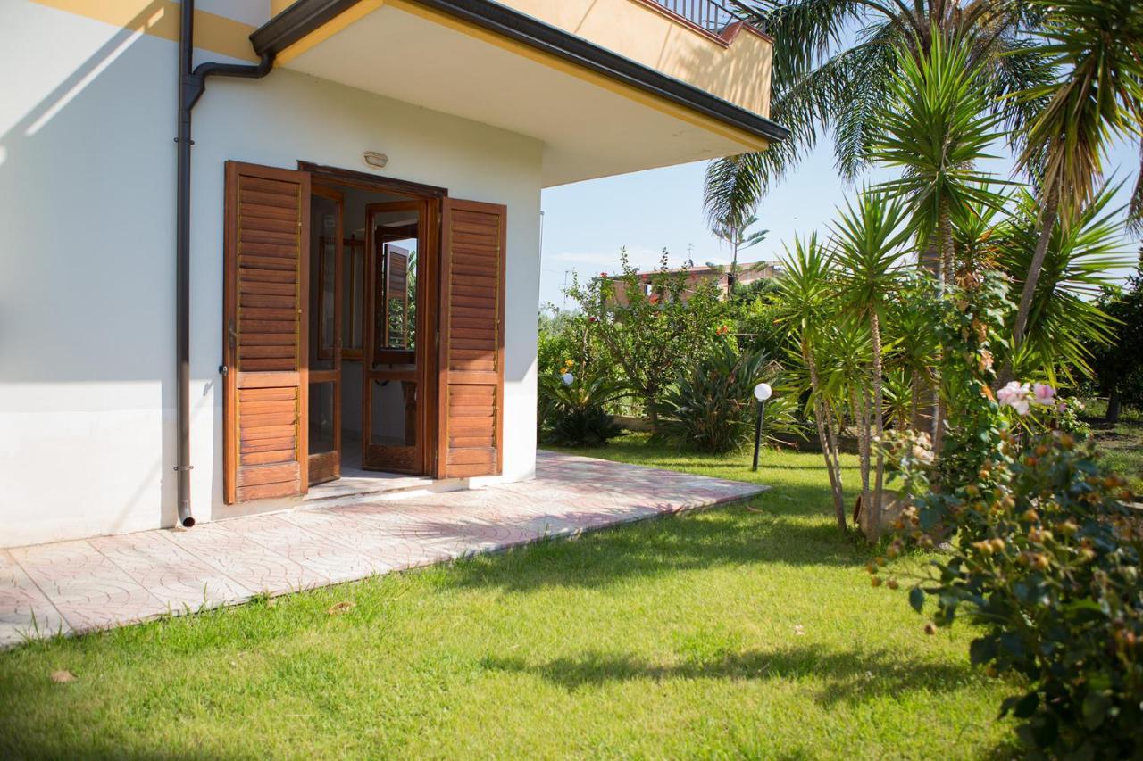 Appartamenti Giusi Con Giardino O Veranda Madonna della Catena Buitenkant foto